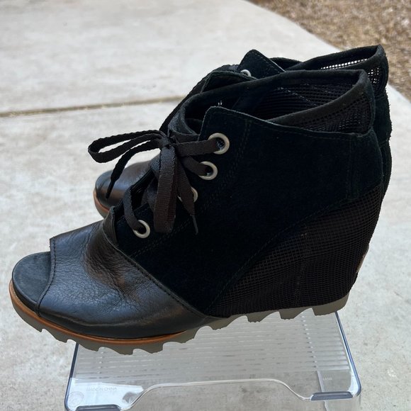 Sorel Suede Leather Open Toe Joanie Mesh Wedges- Color Black- Size 10M - Picture 1 of 5